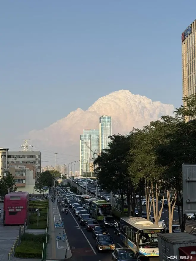 现在,北京户口的价值真快没了