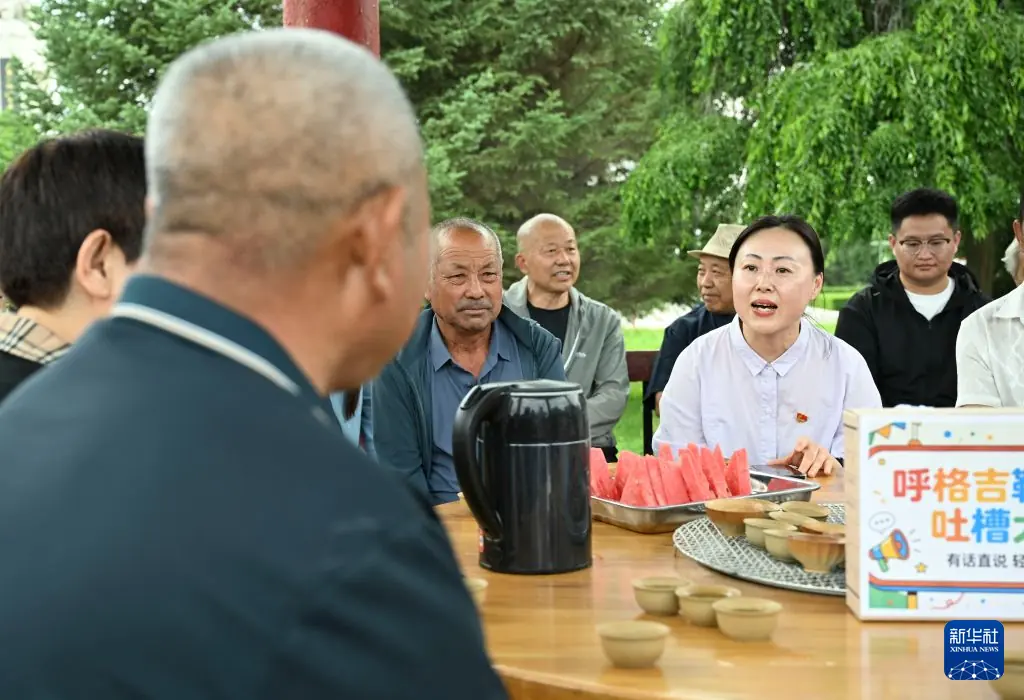 树立和践行正确政绩观丨内蒙古科右中旗:创新搭建民意沟通平台