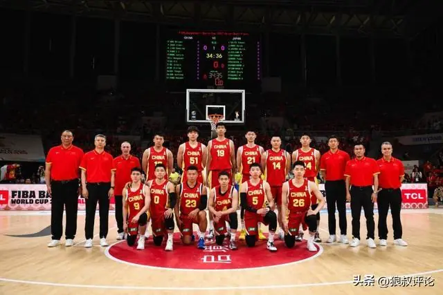 杨毅问是不是有球员老装病不去国家队?前国脚徐亮:对 特别多