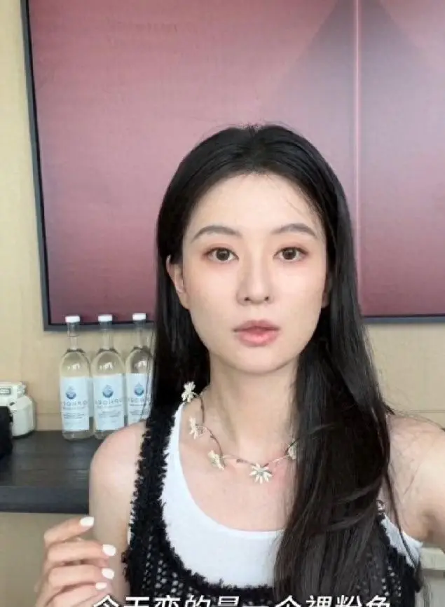 32岁乔欣现状:面相大变,与富豪结婚后住上海豪宅,不拍戏不生娃