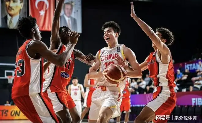 太离谱,中国篮协宣布最新决定,CBA被坑了,俱乐部欲哭无泪