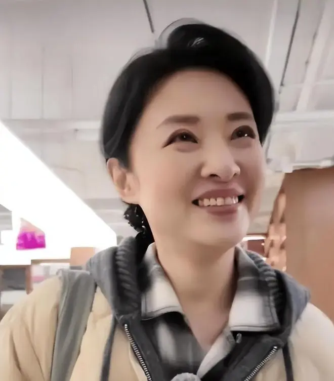 周涛近照