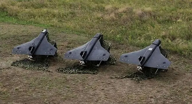 兵败如山倒!俄攻克乌东重镇,乌军防线崩溃,1.5万守军凭空消失