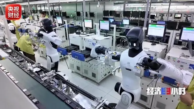 闯关升级!迈入工作一线,人形机器人成“明星员工”