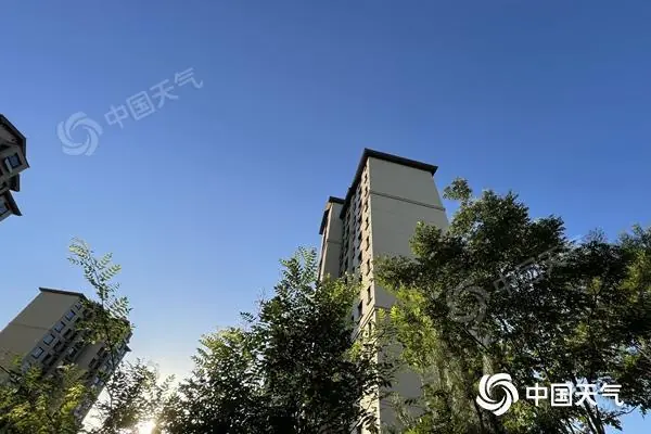 入伏了!今明天北京高温持续在线体感闷热 注意防暑防晒