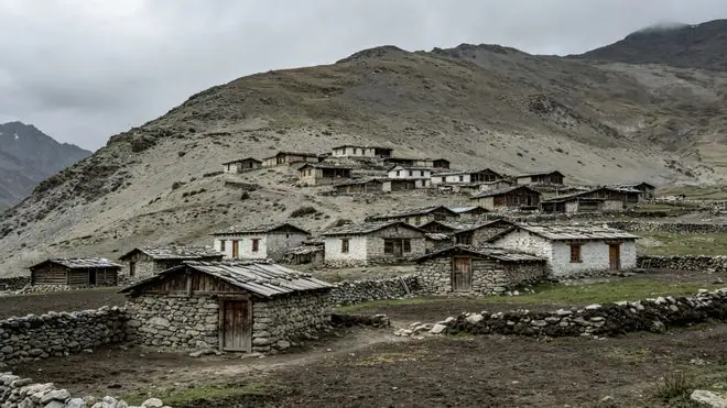 揭秘一妻多夫制民族真相 兄弟共妻夜间相处规则 女性直言满是心酸