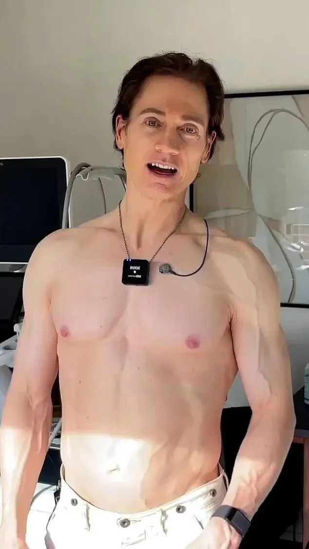 全世界最怕死的亿万富翁,每年砸200万刀疯狂续命,结果被查出了“绝症”...